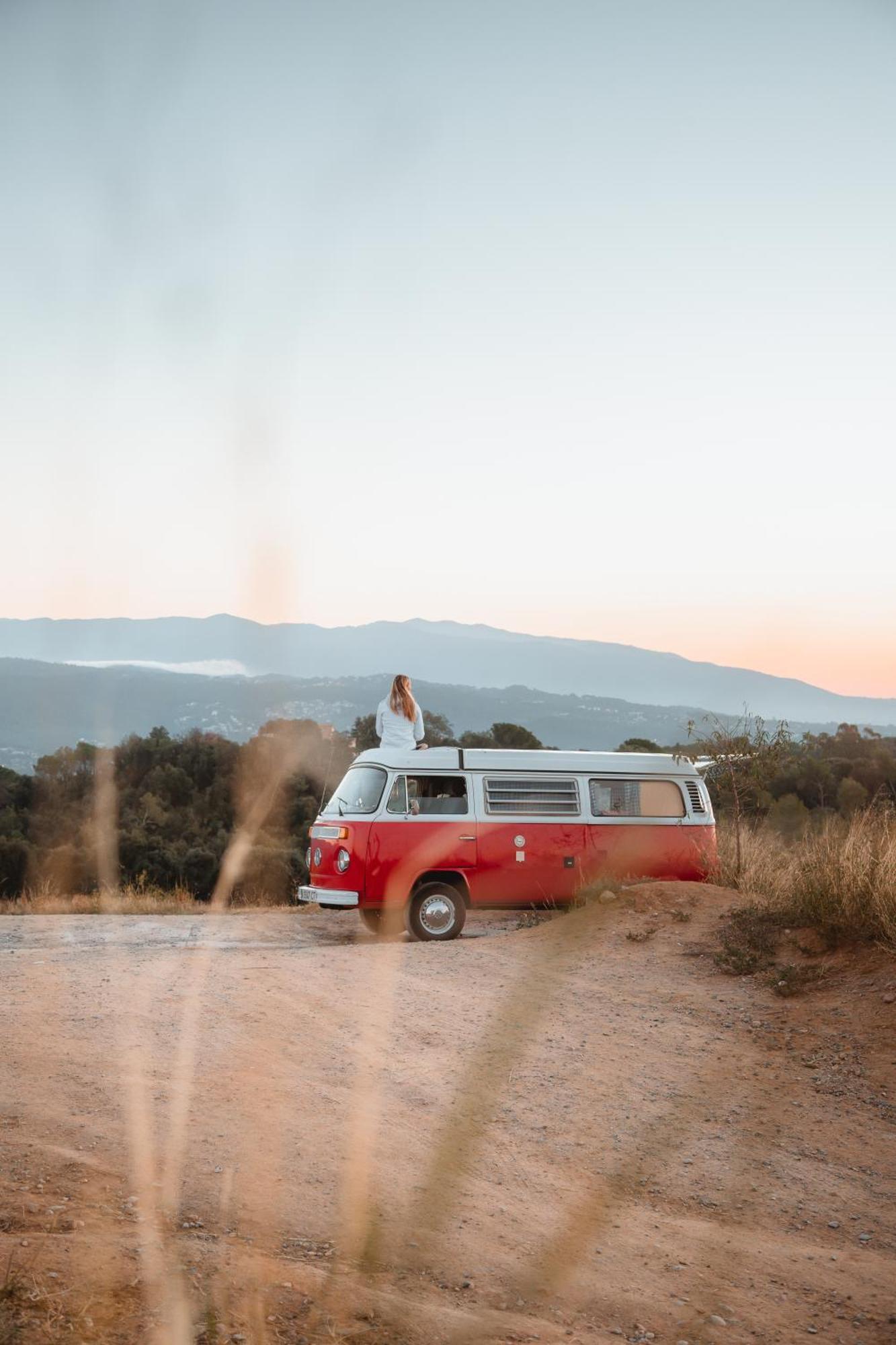 Retro Vw Kombi T2 Campervan L'Hospitalet de Llobregat Exteriör bild