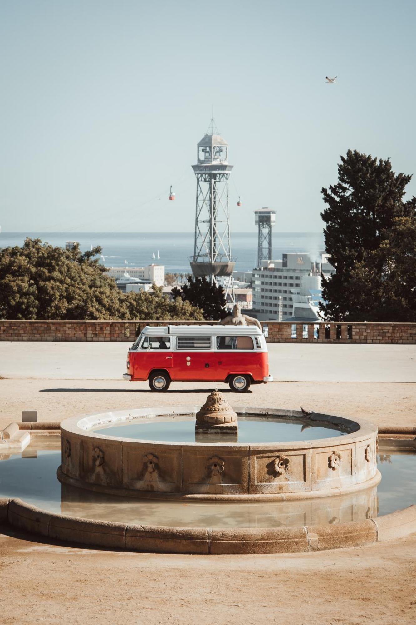Retro Vw Kombi T2 Campervan L'Hospitalet de Llobregat Exteriör bild